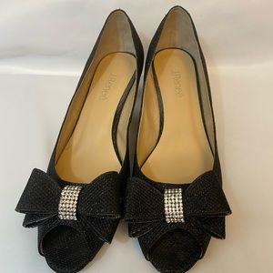 J Renee Blare Wedge Peep Toe Pumps. Size 11.
